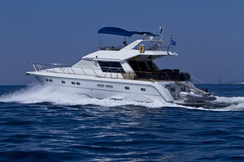 Yaretti 1910 | Motor Yacht Charter