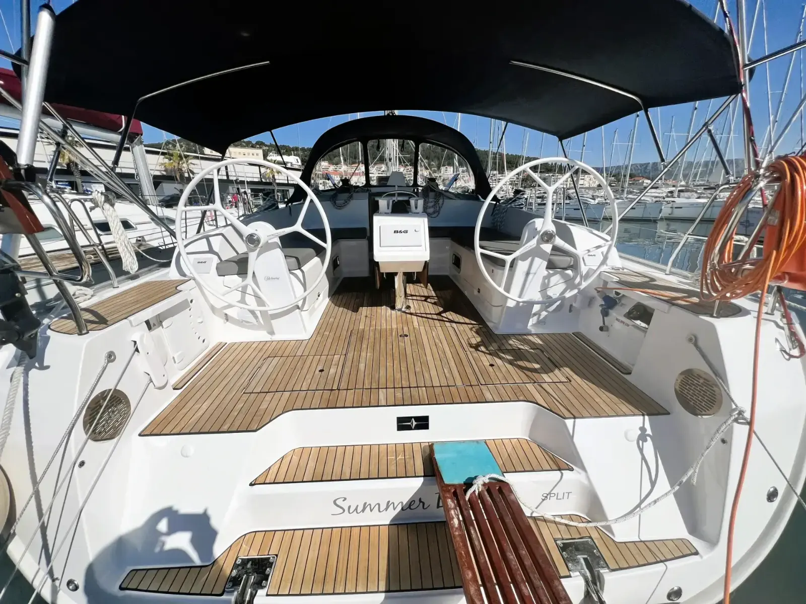 BAVARIA 46 "SUMMER BREEZE" | Sailing Yacht Charter