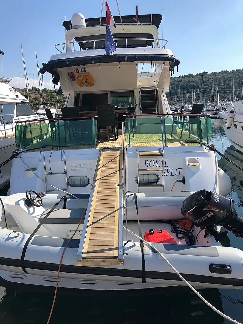 Yaretti 1910 | Motor Yacht Charter
